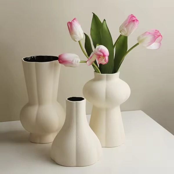 Bestselling ceramic vase (1)
