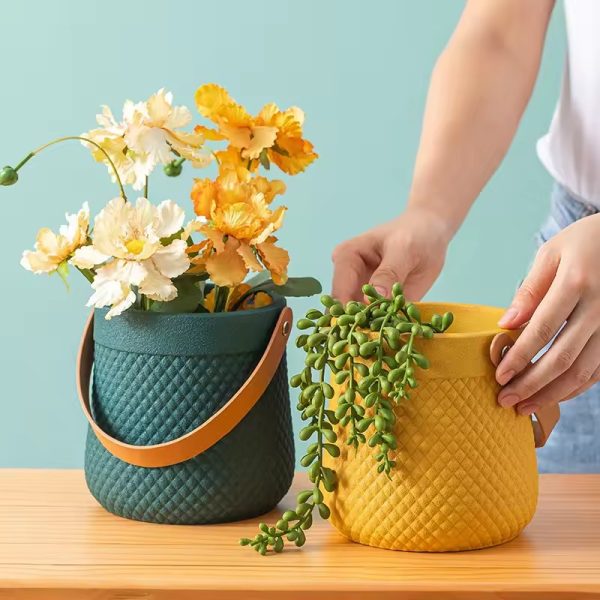 Ceramic flower pot manufacturer