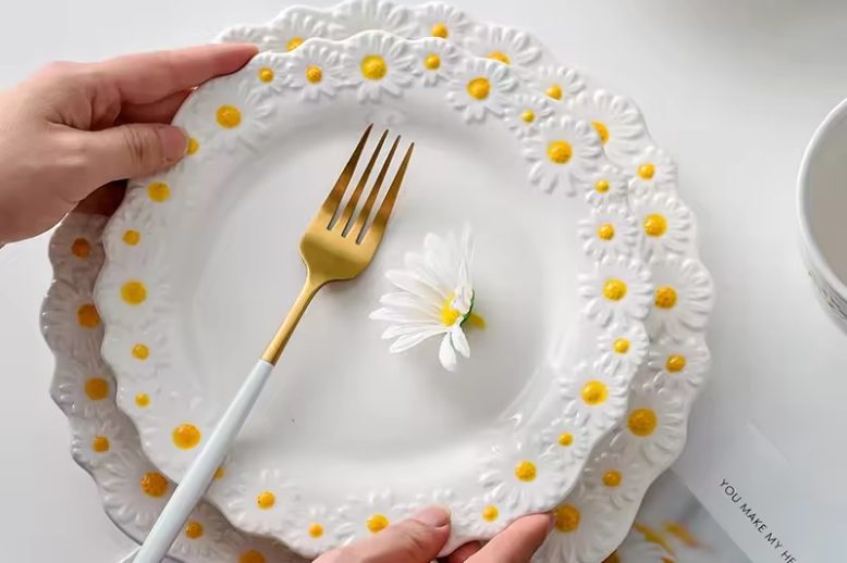 Ceramic plate manufacturer (4) Ceramic plate manufacturer (4)